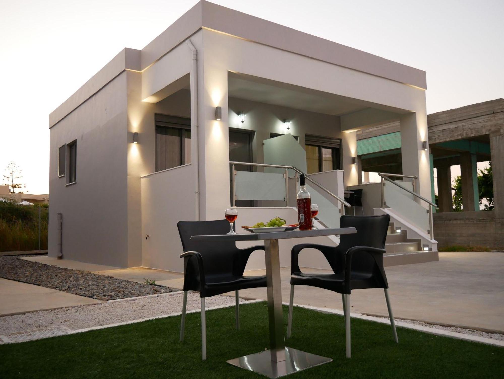 Erotokritos Studios Agia Marina 外观 照片