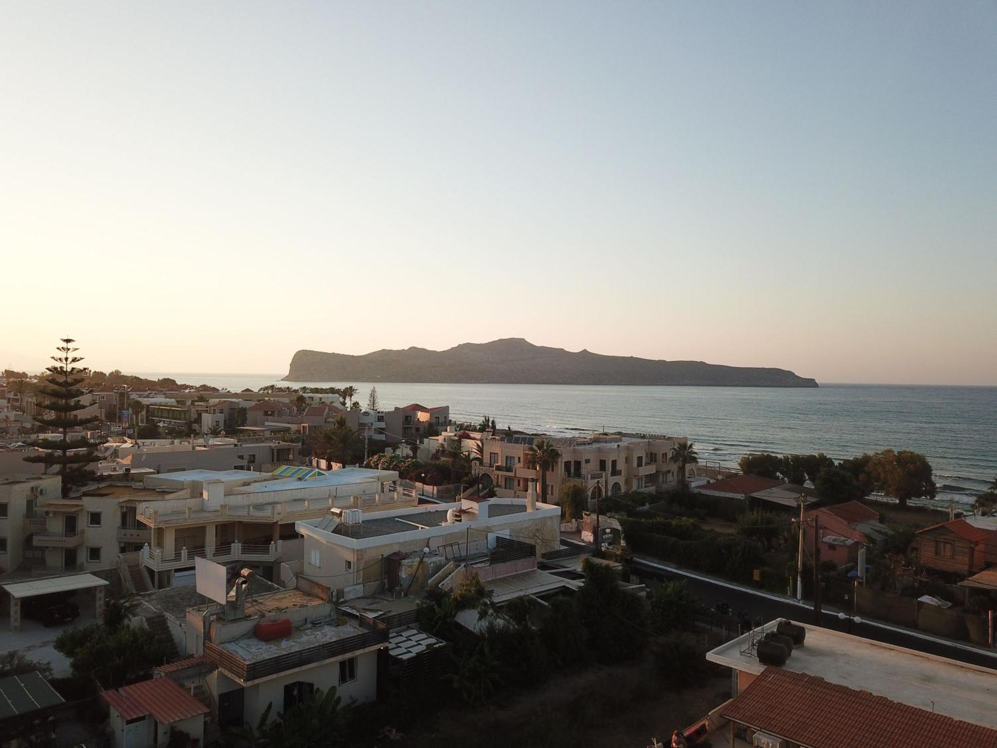 Erotokritos Studios Agia Marina 外观 照片